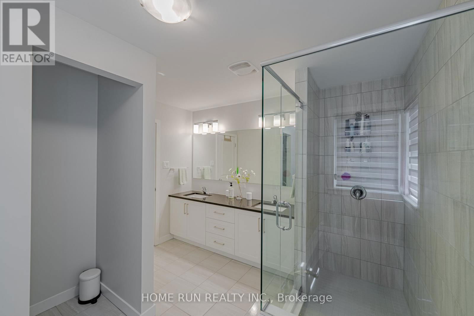 408 GIDRAN CIRCLE Image 39