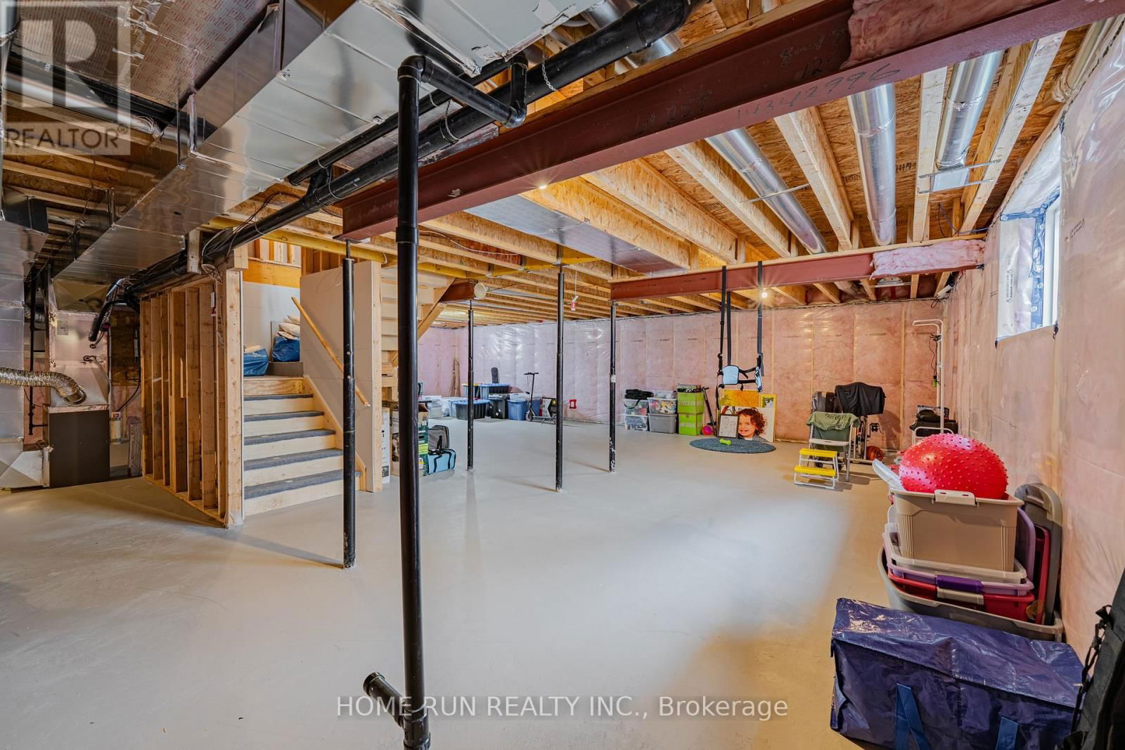 408 GIDRAN CIRCLE Image 45