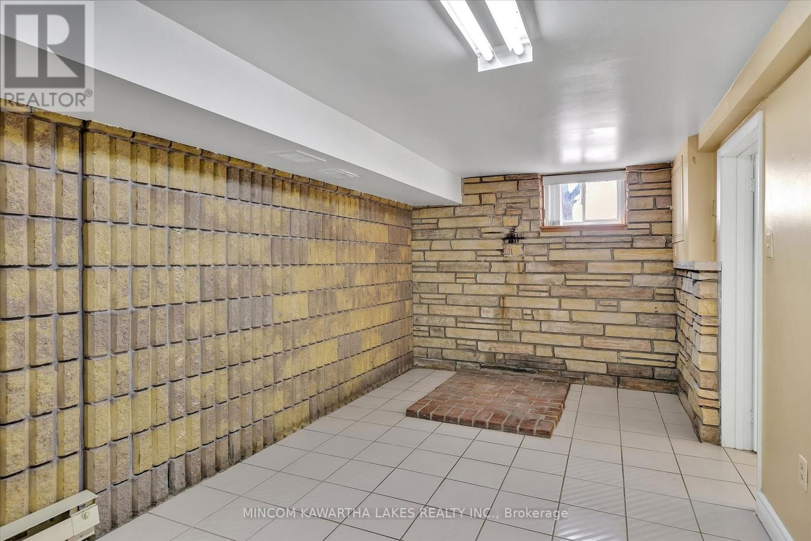 2552 BASE LINE Image 16