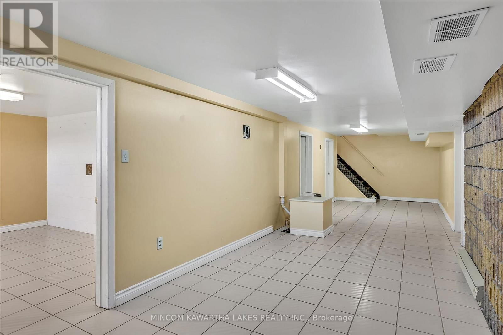 2552 BASE LINE Image 17