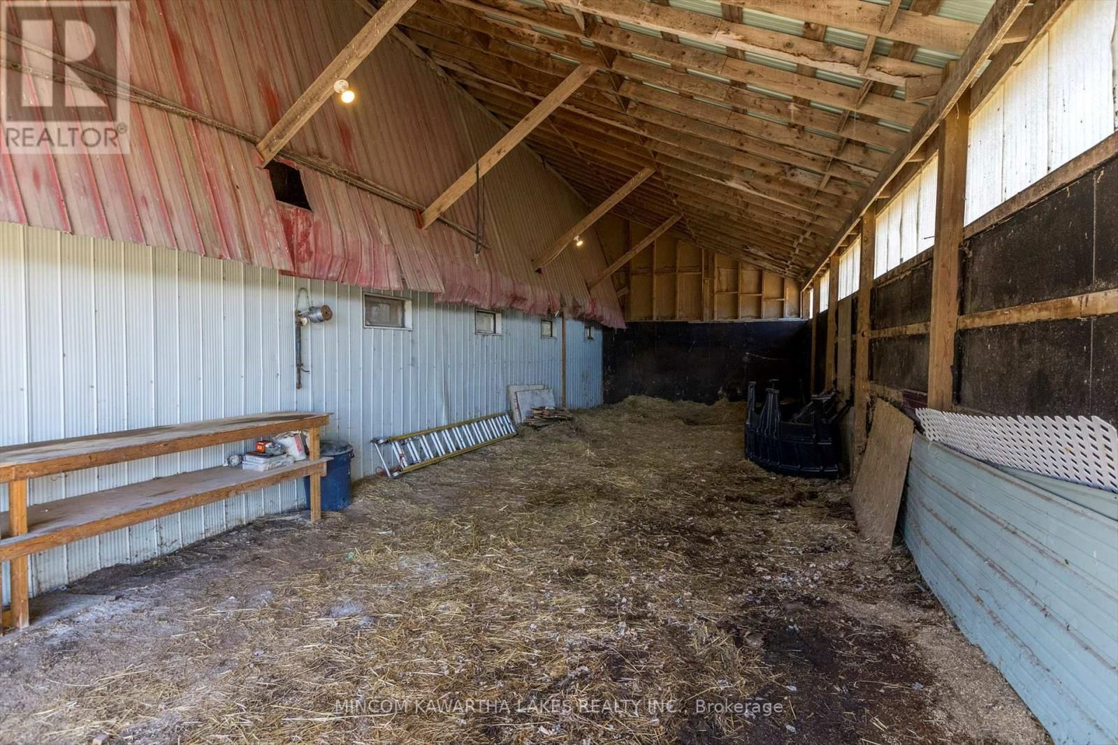 2552 BASE LINE Image 32