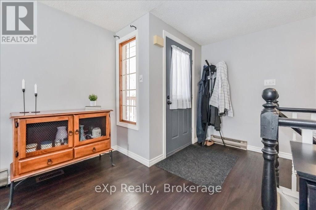 260 STRATHALLAN STREET Image 6