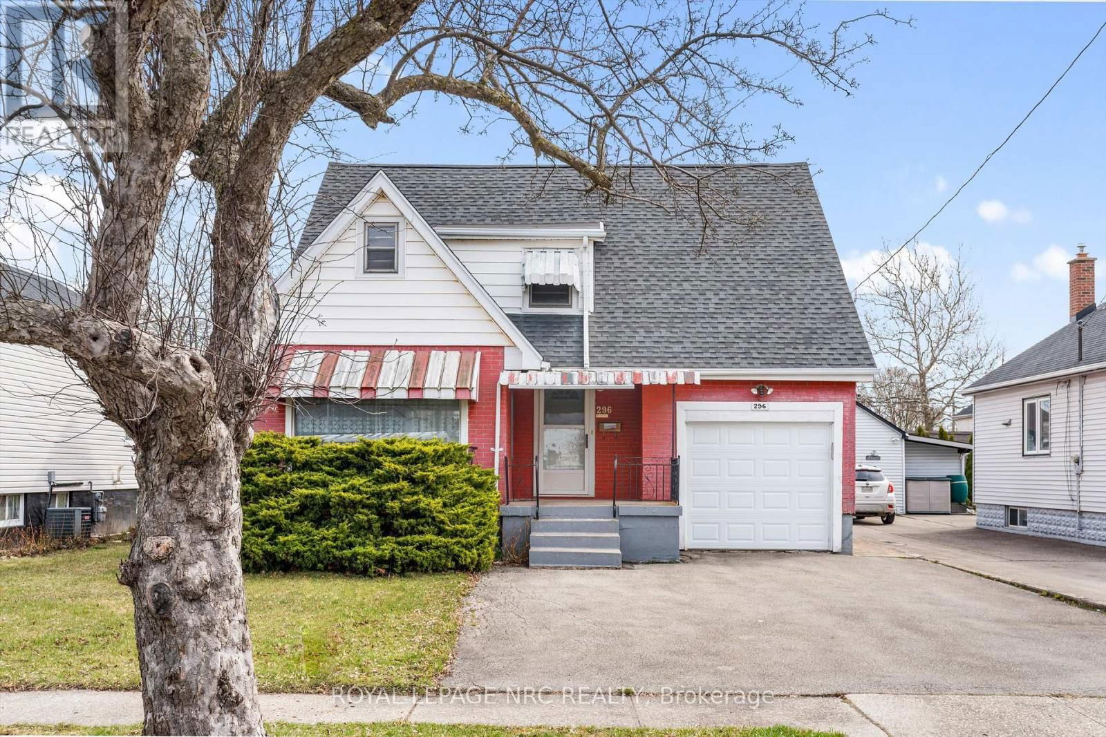 296 MCALPINE AVENUE SOUTH Image 1