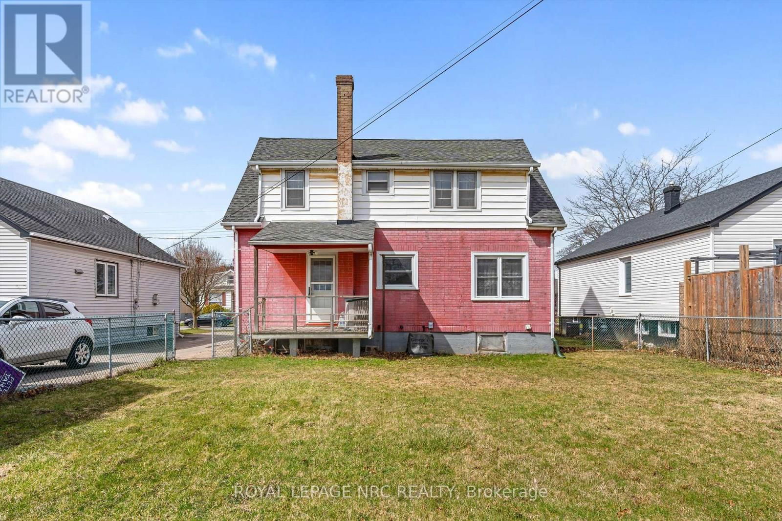 296 MCALPINE AVENUE SOUTH Image 31