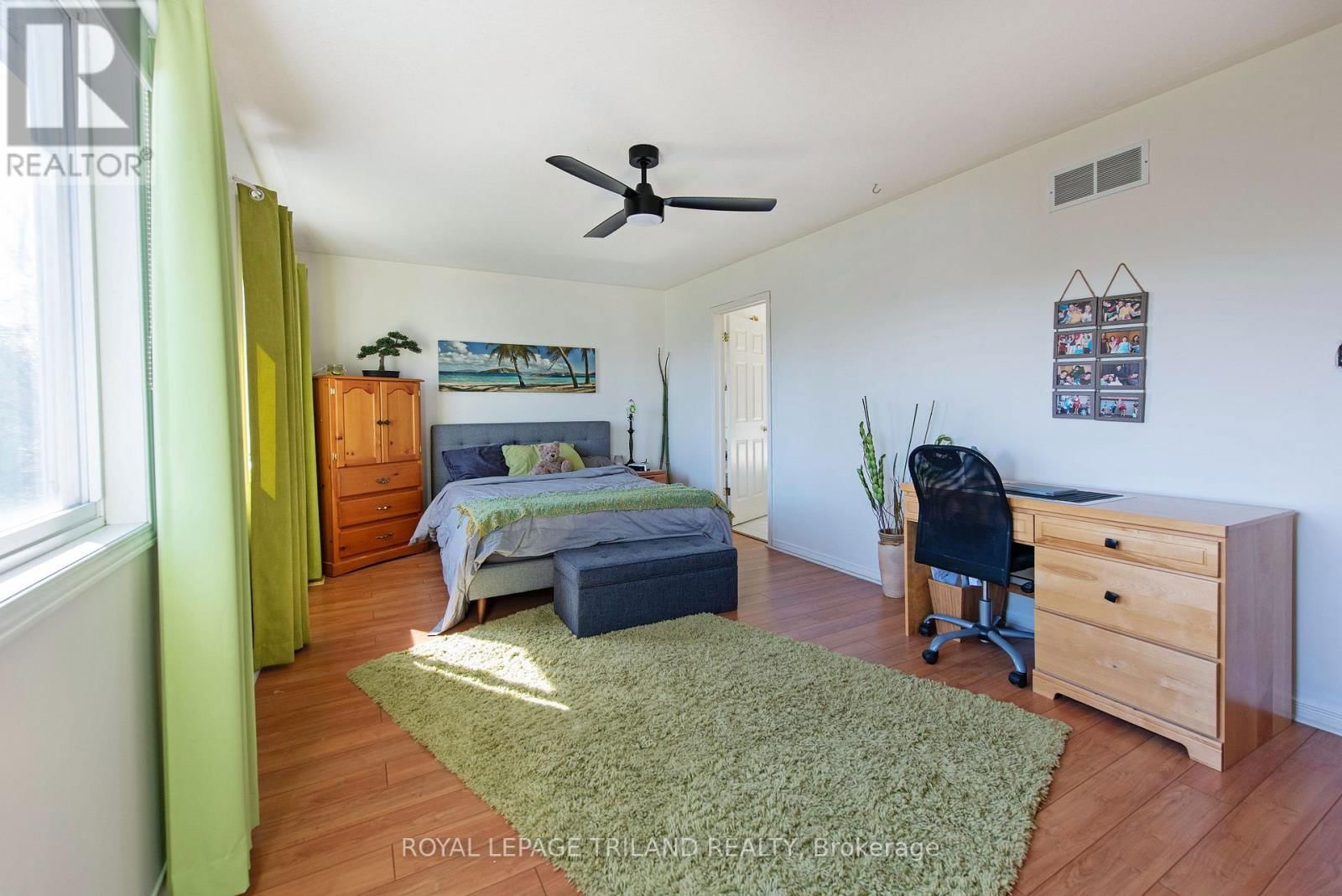 48 MEADOWOAK CRESCENT Image 20