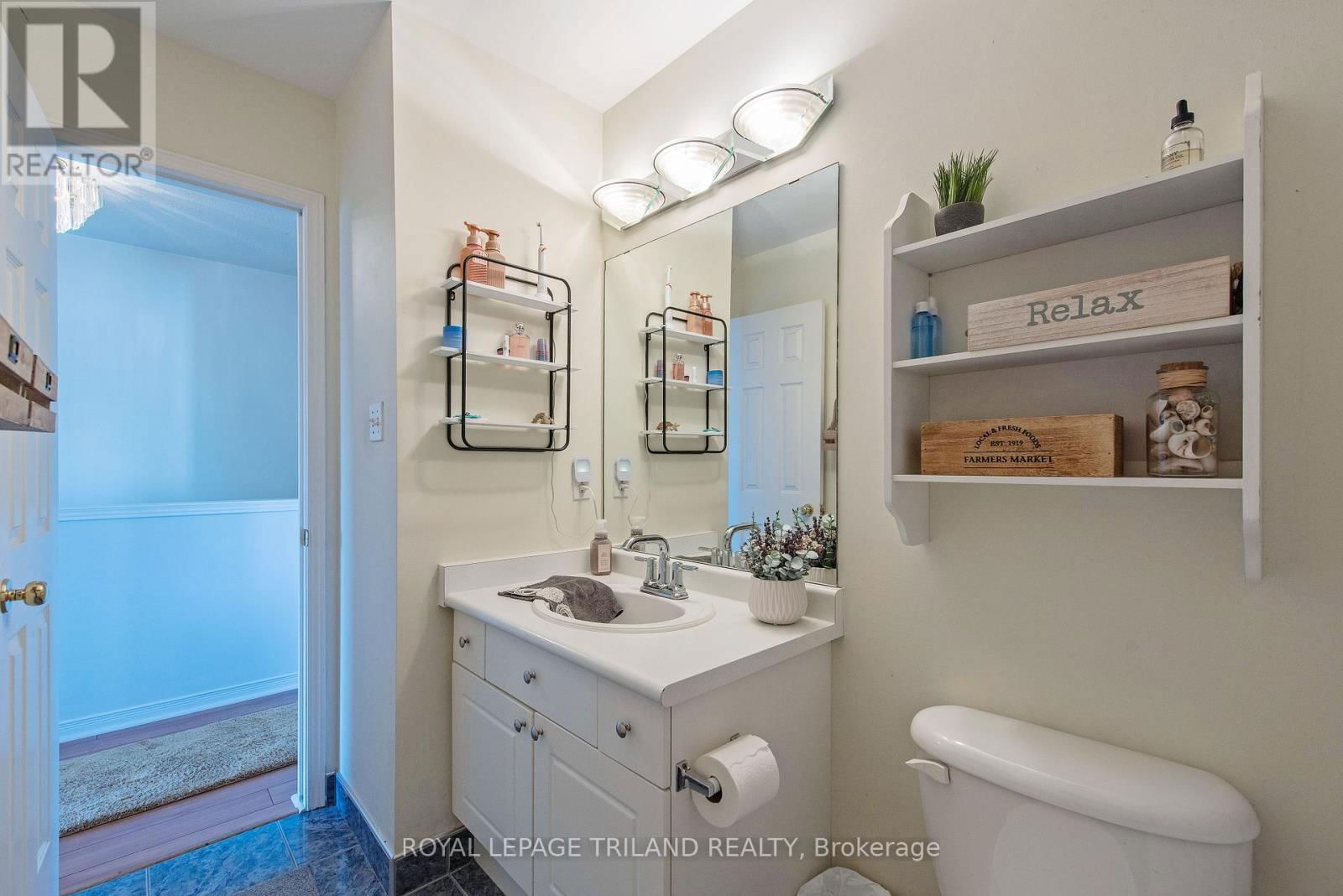 48 MEADOWOAK CRESCENT Image 30