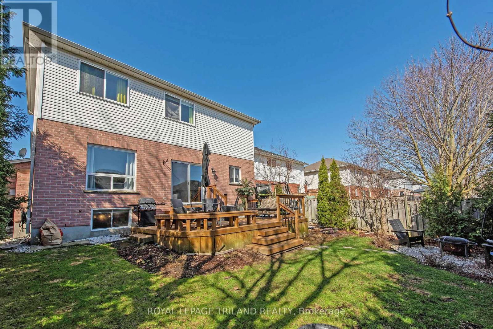 48 MEADOWOAK CRESCENT Image 40
