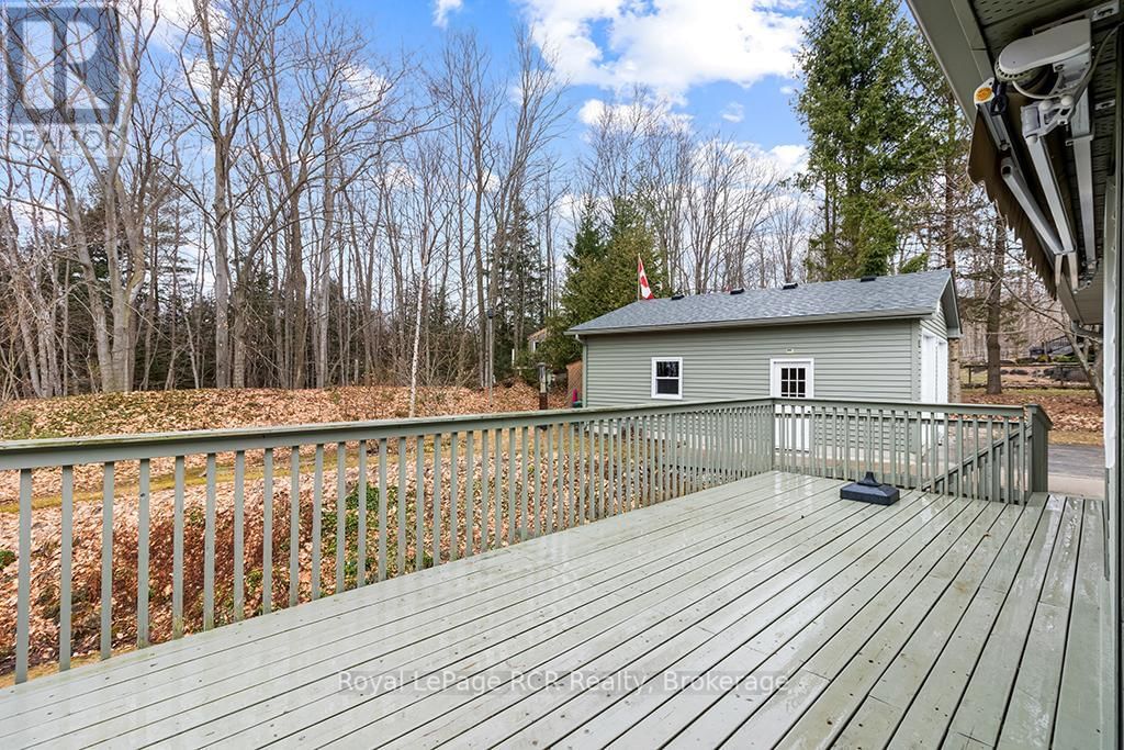 107 MAPLE RIDGE CRESCENT Image 37