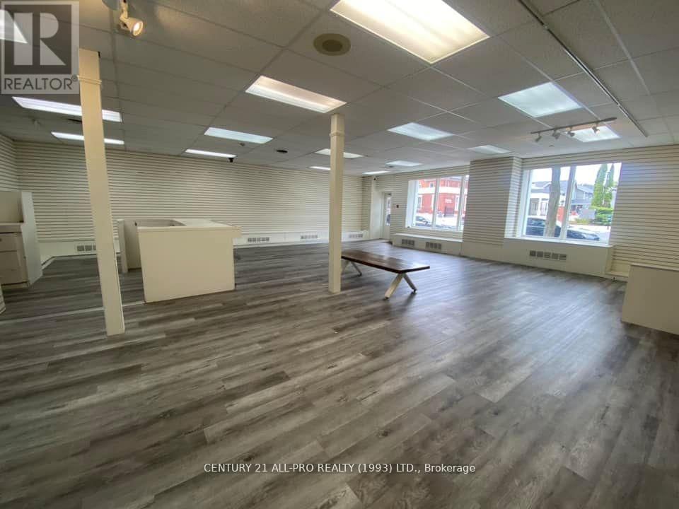 41-43 KING STREET EAST Image 11