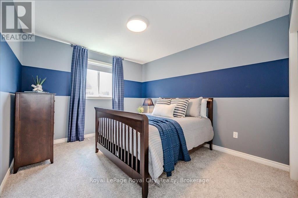 16 HALL AVENUE Image 30