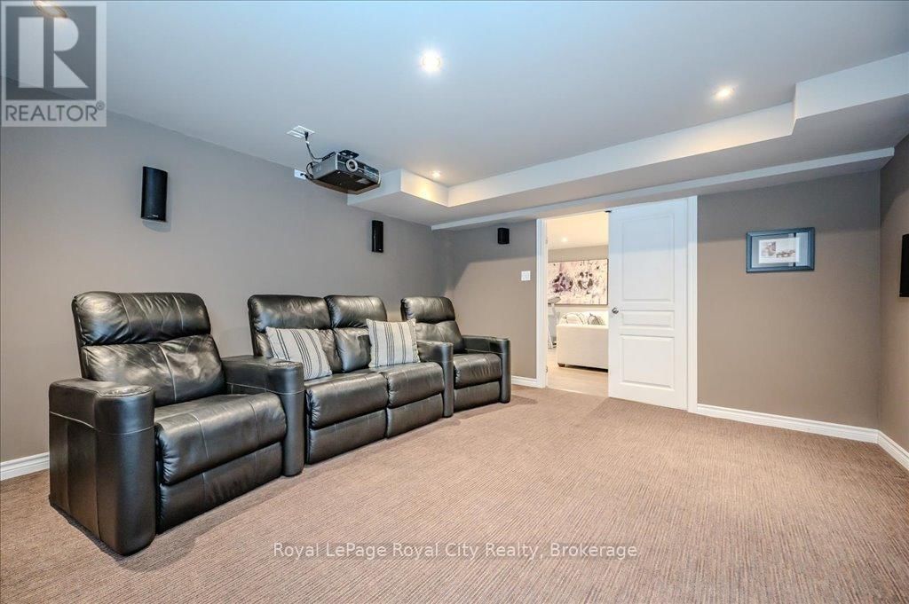 16 HALL AVENUE Image 42