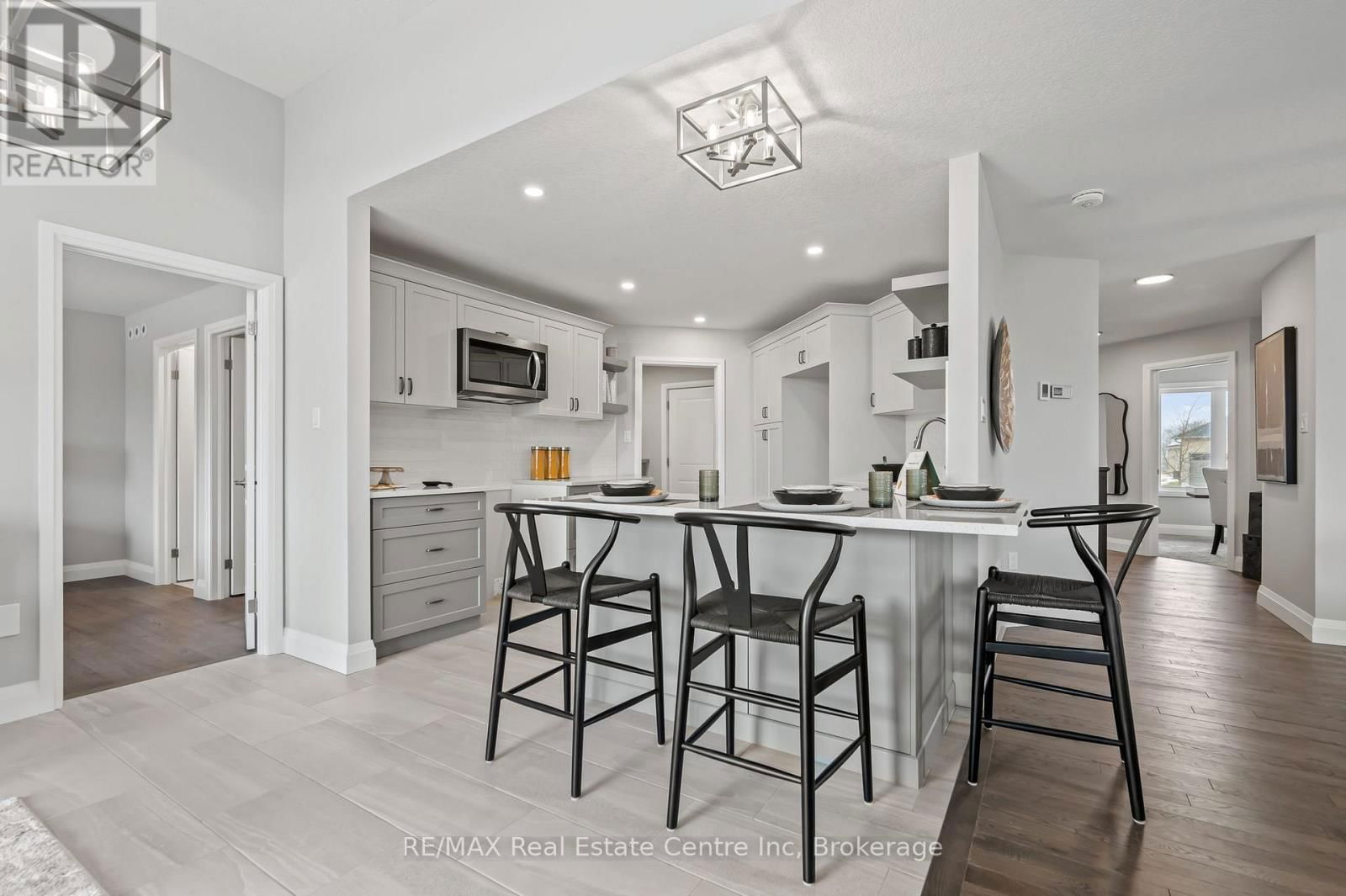 130 STEPHENSON WAY Image 10