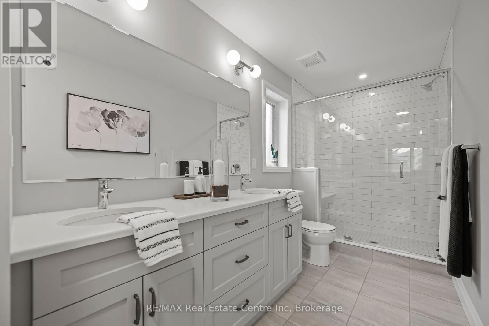 130 STEPHENSON WAY Image 17