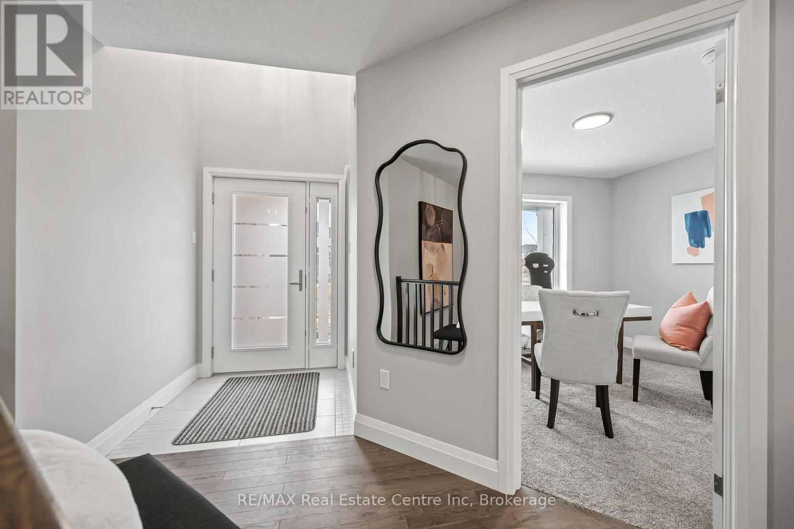 130 STEPHENSON WAY Image 22