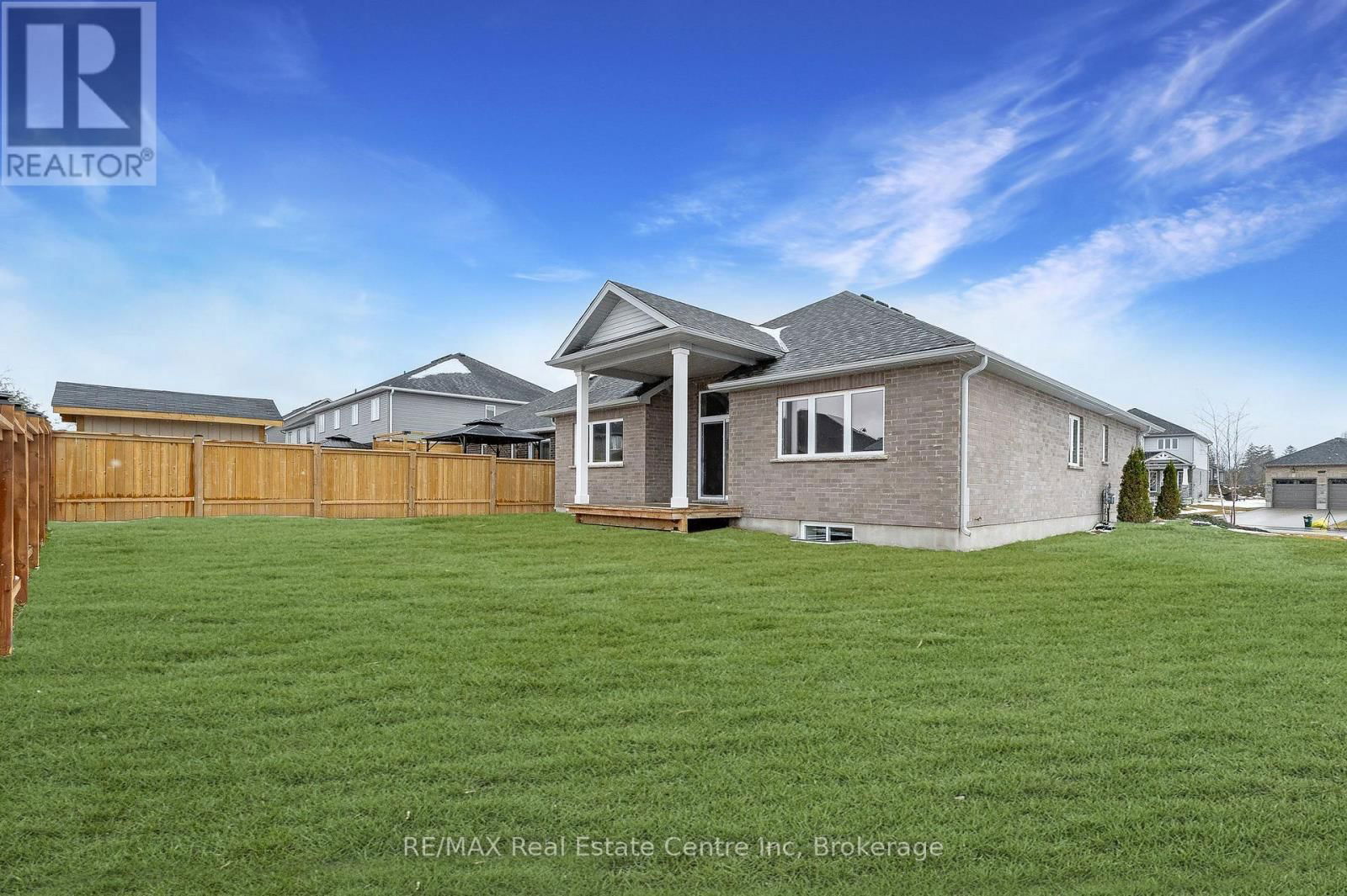 130 STEPHENSON WAY Image 31