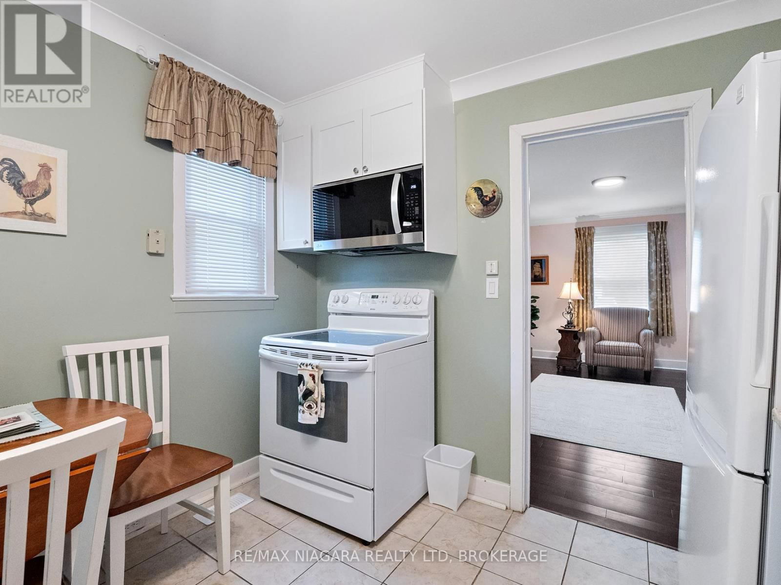 207 GILMORE ROAD Image 14