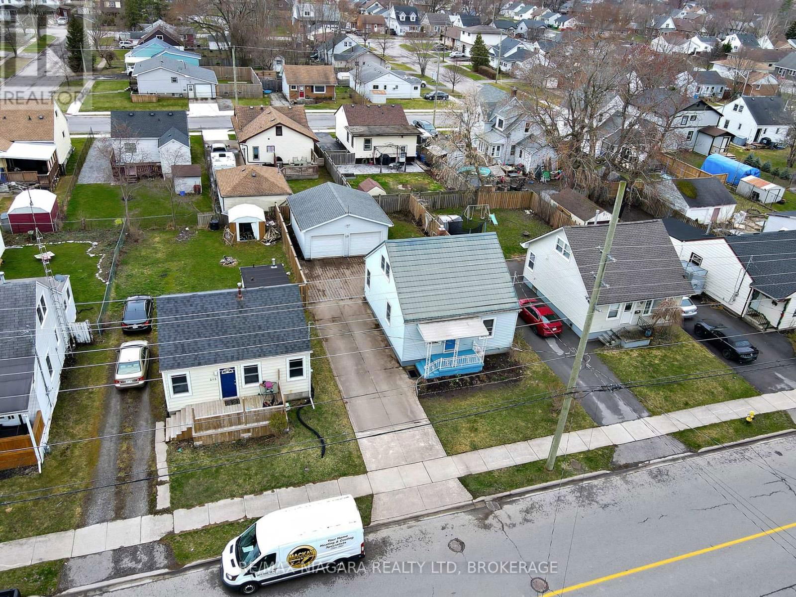 207 GILMORE ROAD Image 22