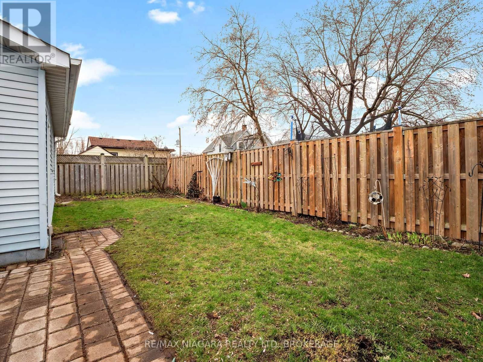 207 GILMORE ROAD Image 27
