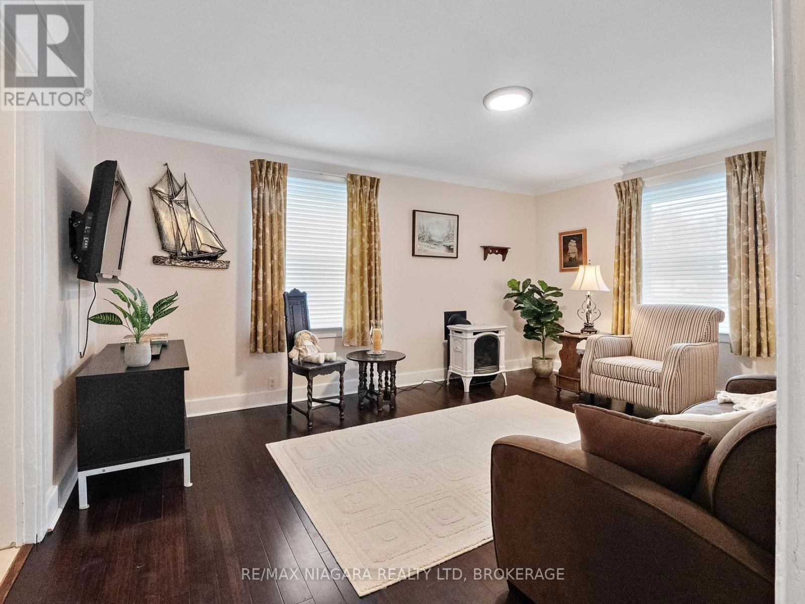 207 GILMORE ROAD Image 5
