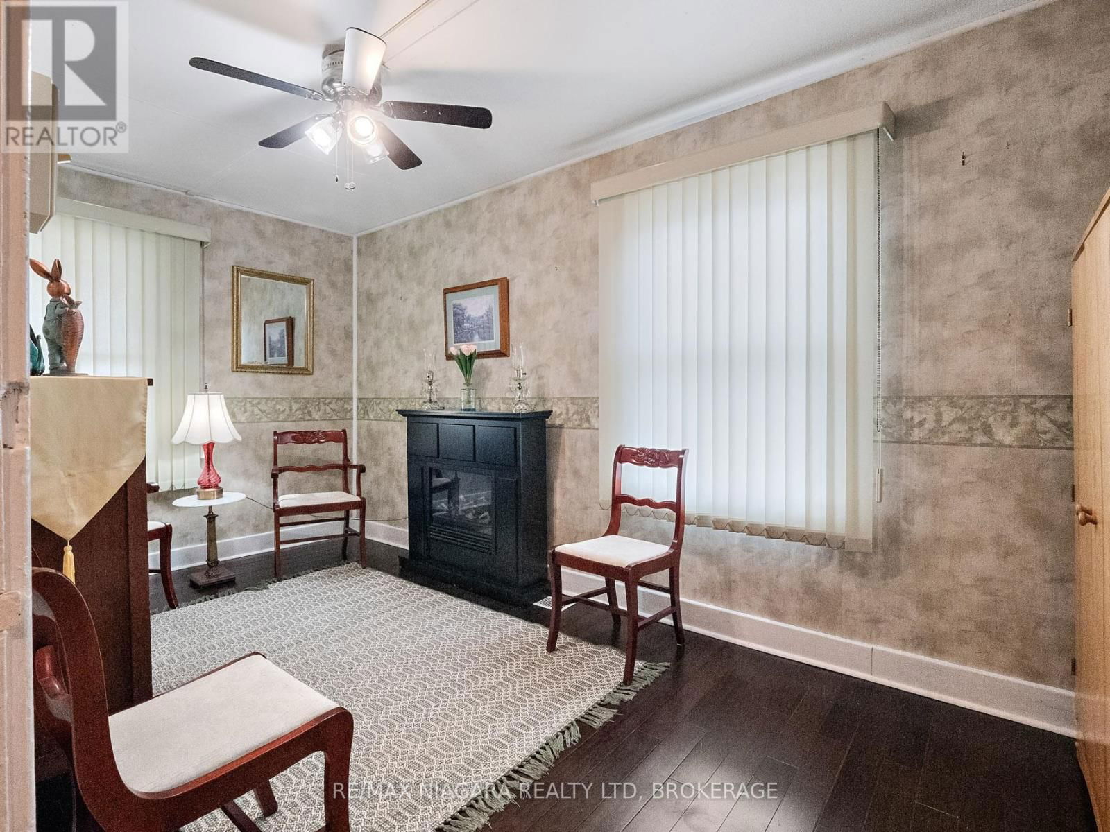 207 GILMORE ROAD Image 9
