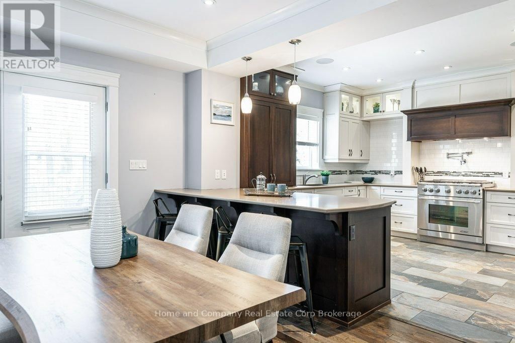 11 DALY AVENUE Image 9