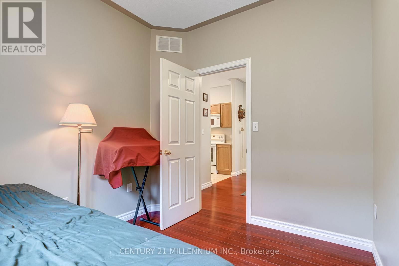 7 MILLCROFT DRIVE Image 18