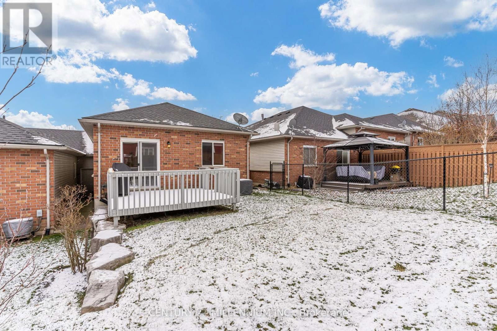 7 MILLCROFT DRIVE Image 38