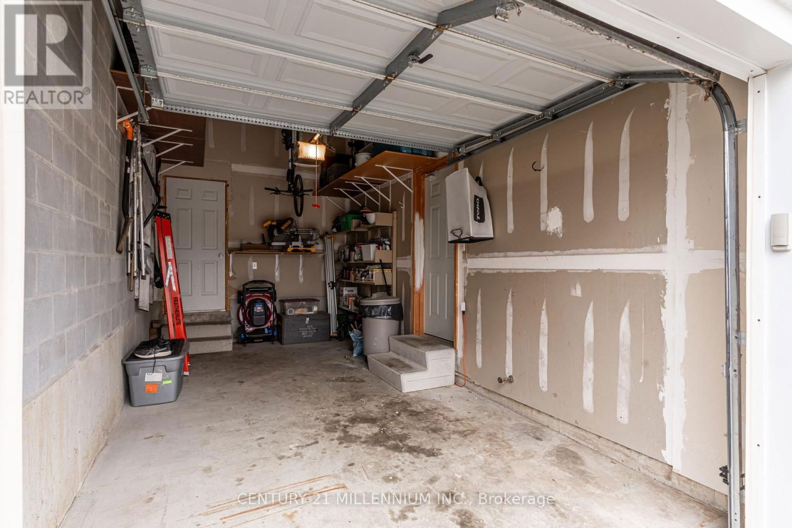 7 MILLCROFT DRIVE Image 39