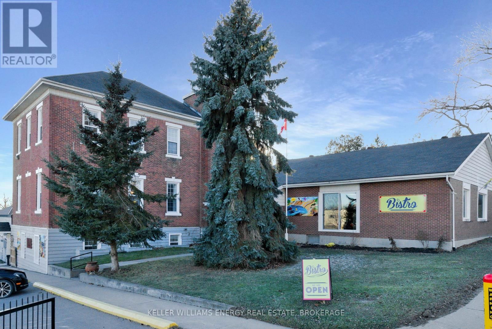 6 STANLEY STREET Image 1