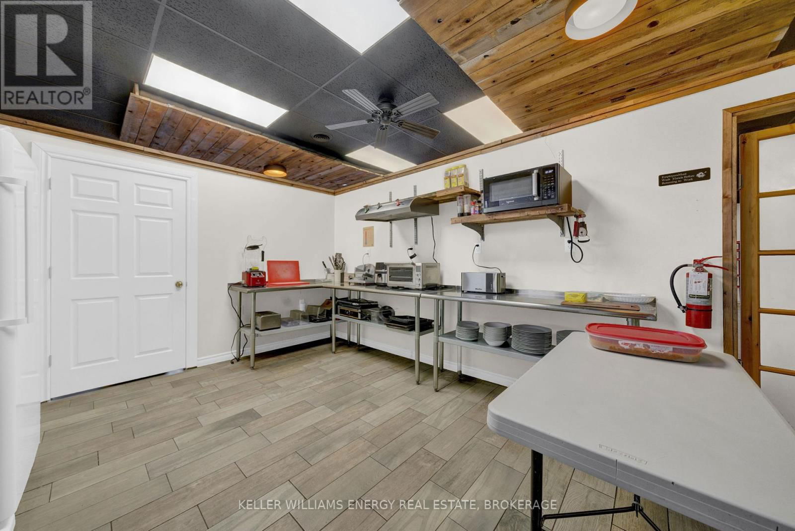 6 STANLEY STREET Image 12