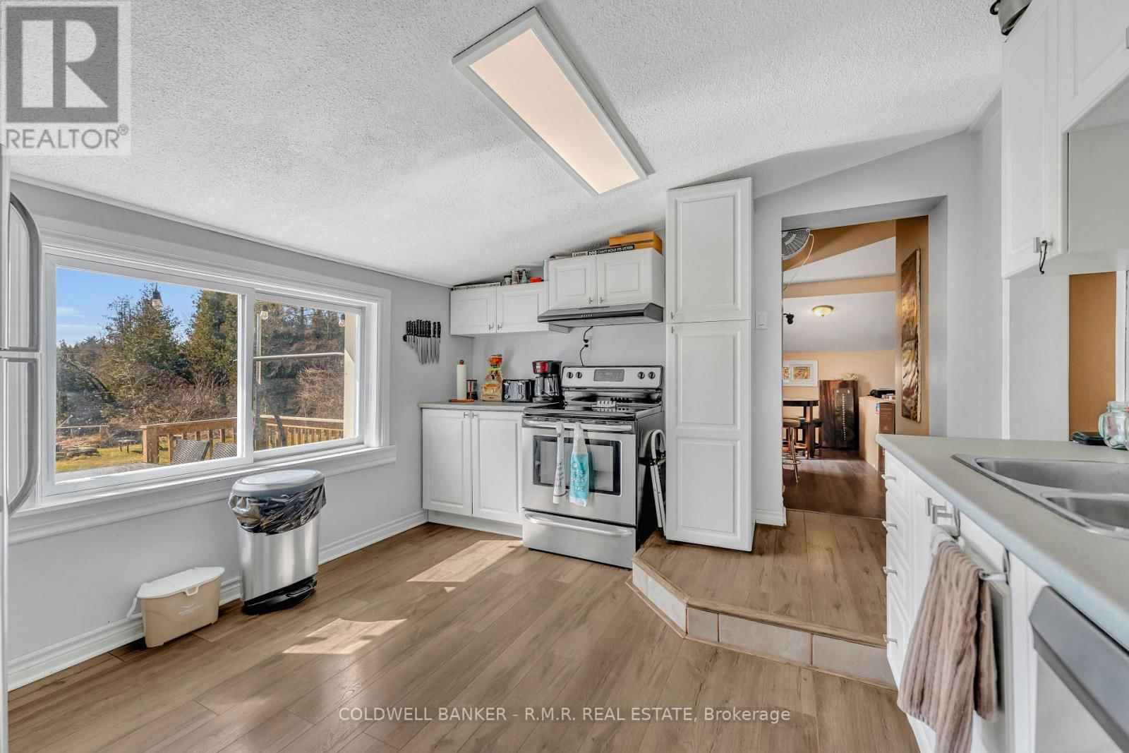 2 HEATH DRIVE Image 2