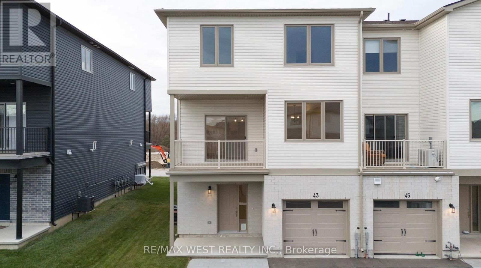 43 MARKLAND AVENUE Image 1