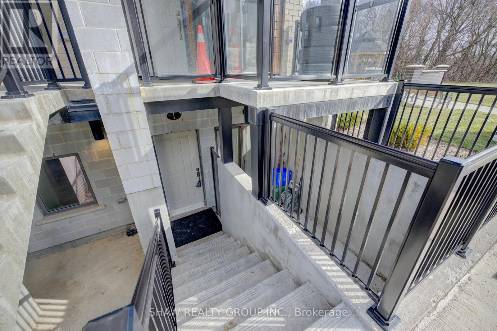 A1 - 25 ISHERWOOD AVENUE Image 3