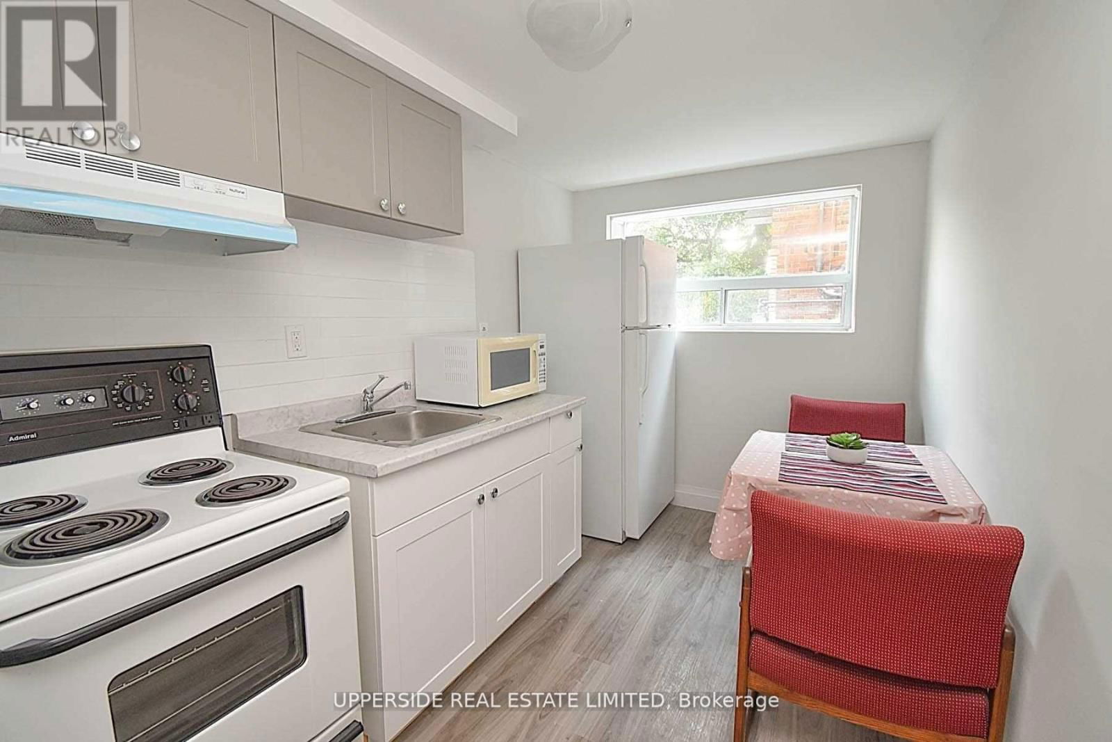 5459 ONTARIO AVENUE Image 15