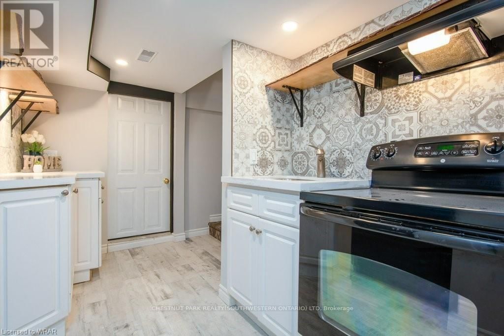 197 PALMER AVENUE Image 36