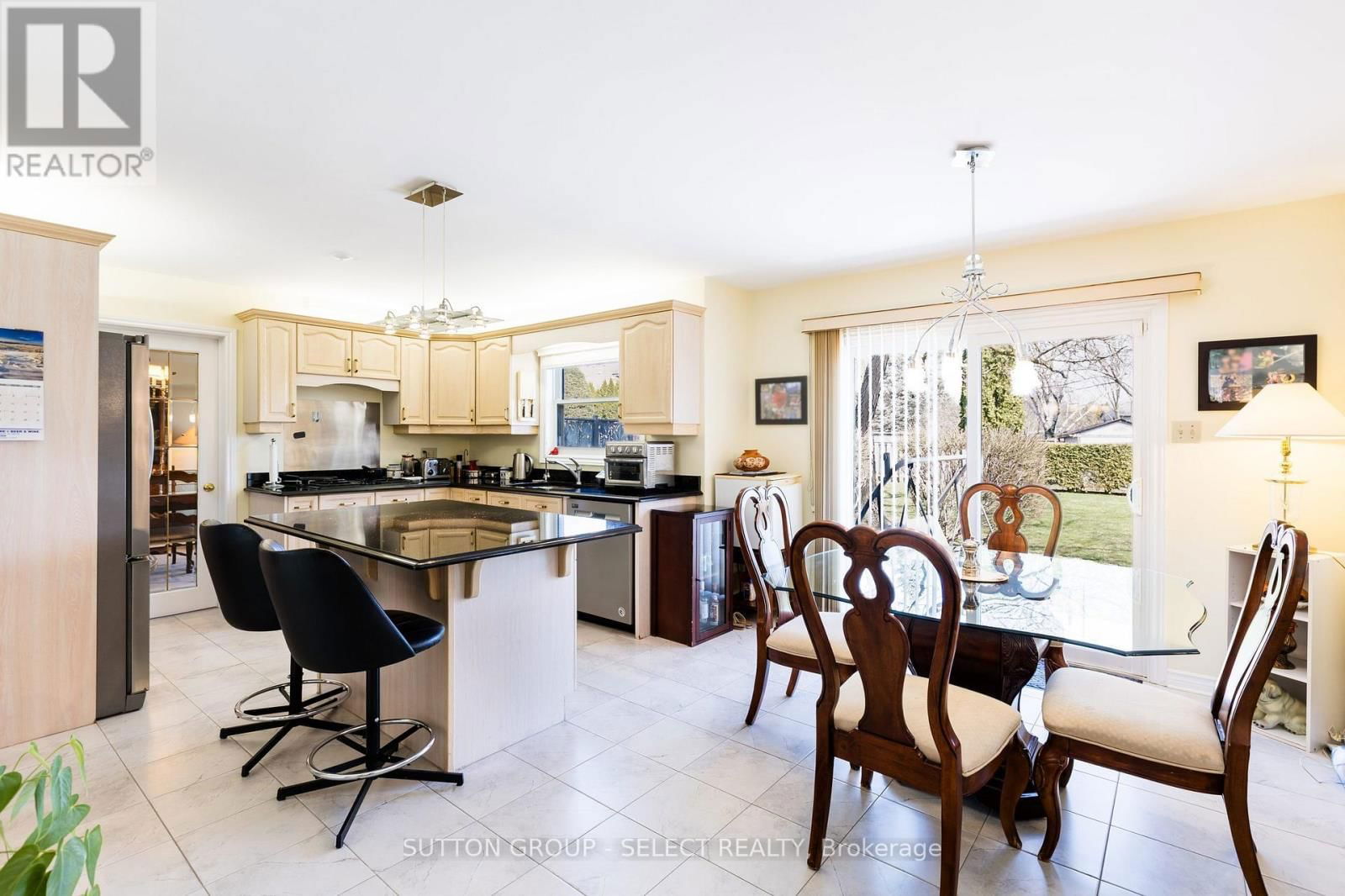 14 NANETTE DRIVE Image 10
