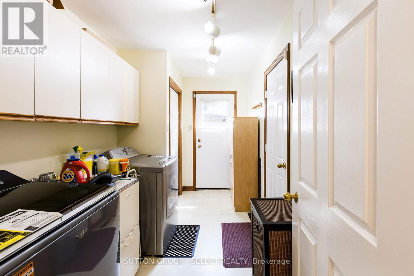 14 NANETTE DRIVE Image 18