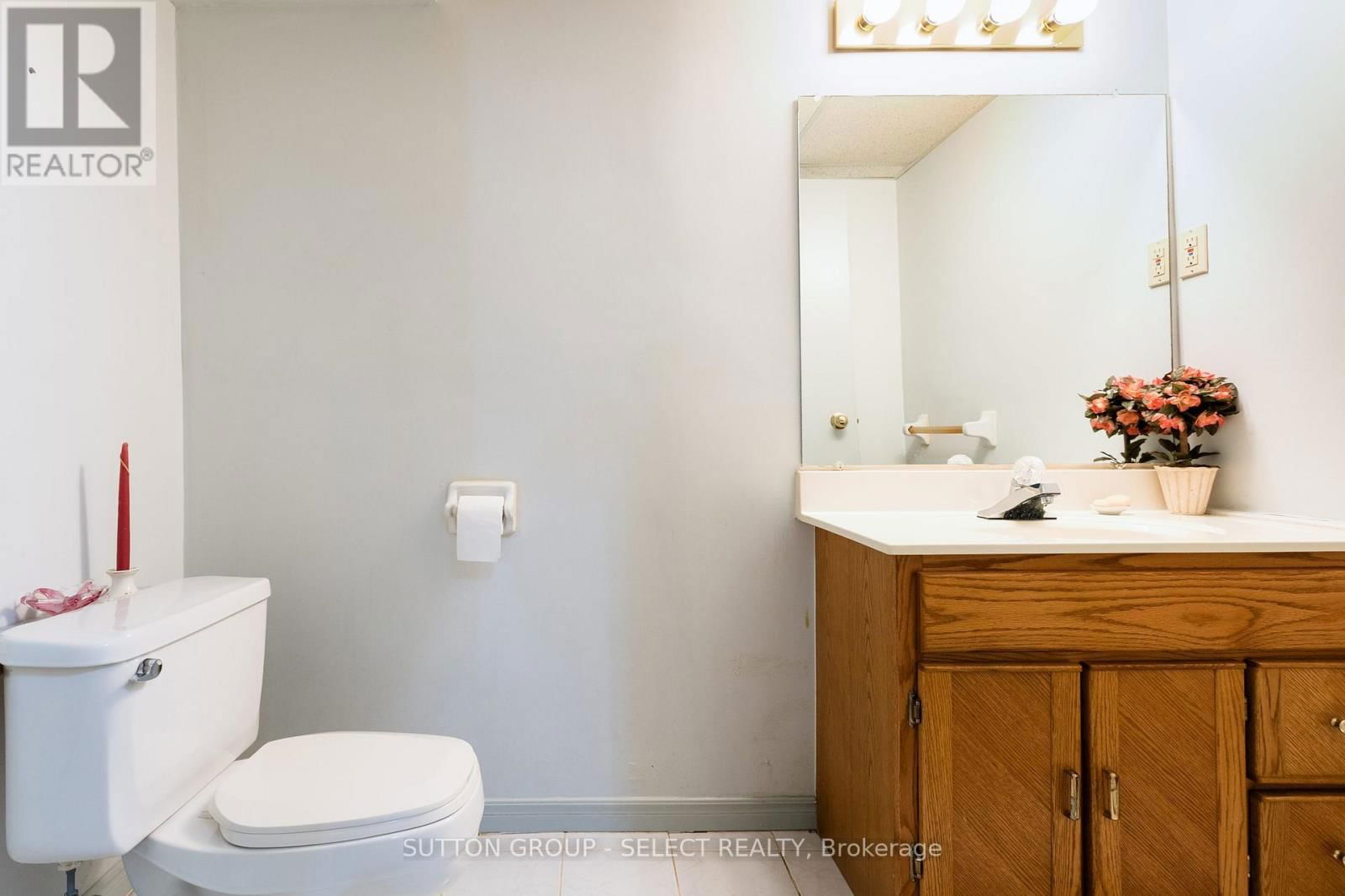 14 NANETTE DRIVE Image 32