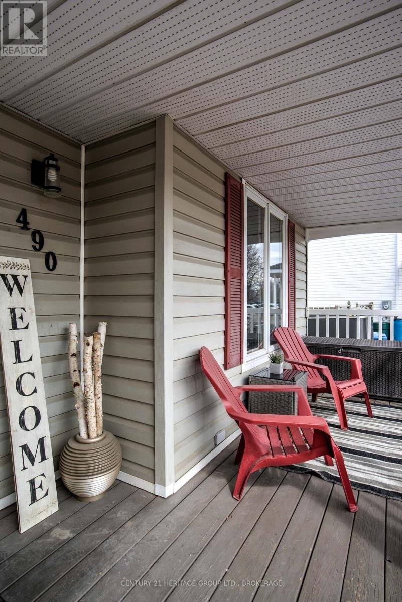 490 GRANDTRUNK AVENUE Image 10