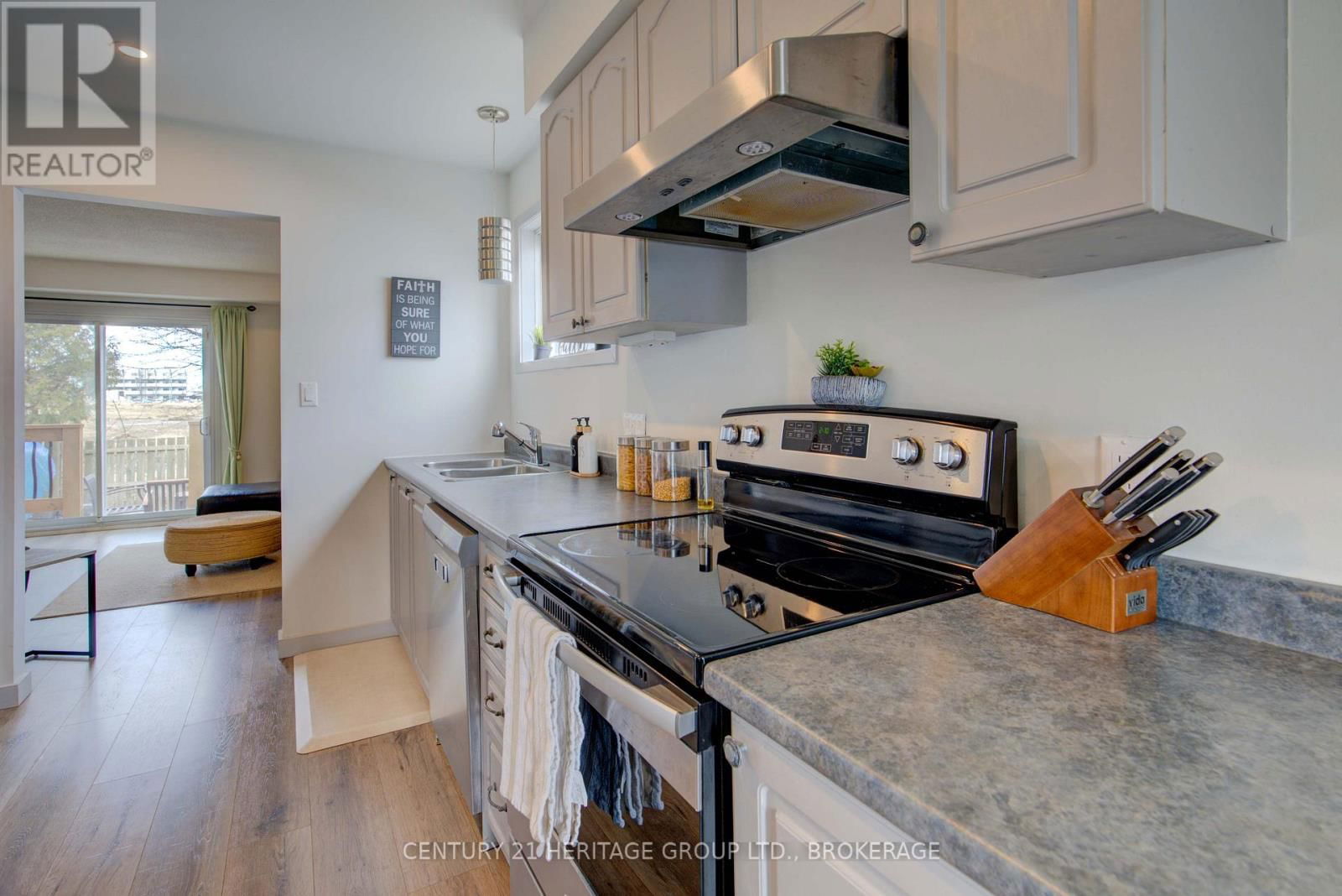 490 GRANDTRUNK AVENUE Image 16