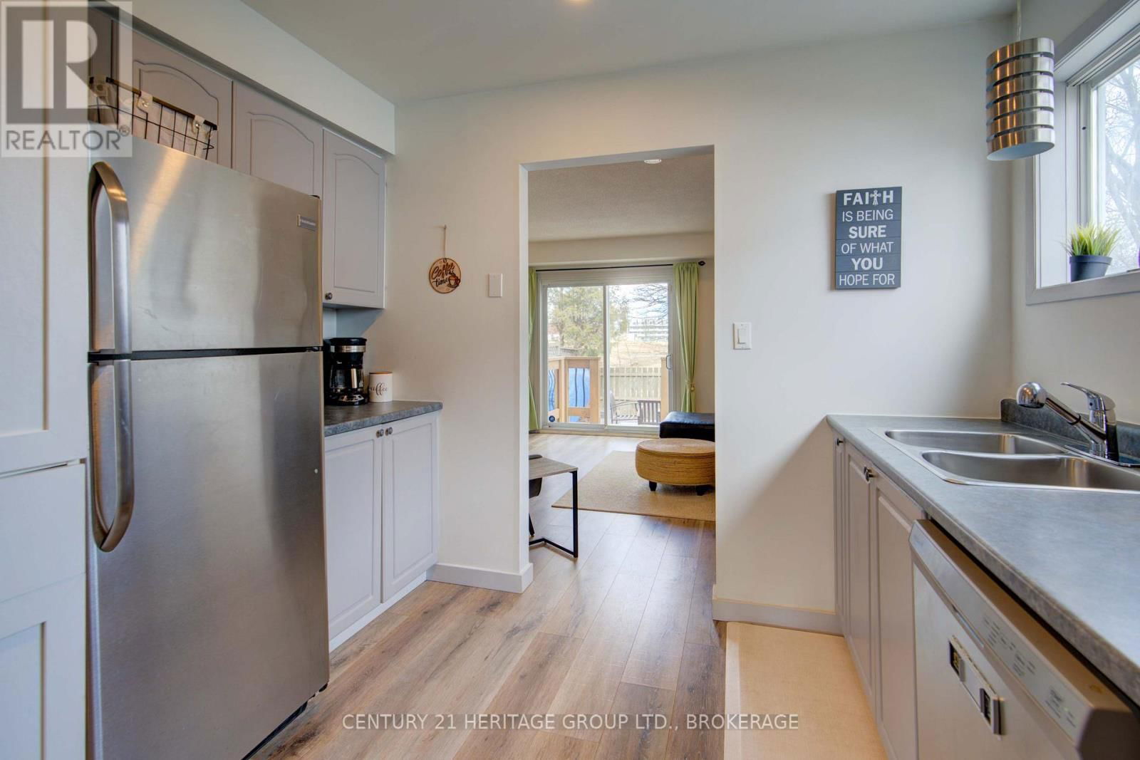 490 GRANDTRUNK AVENUE Image 17