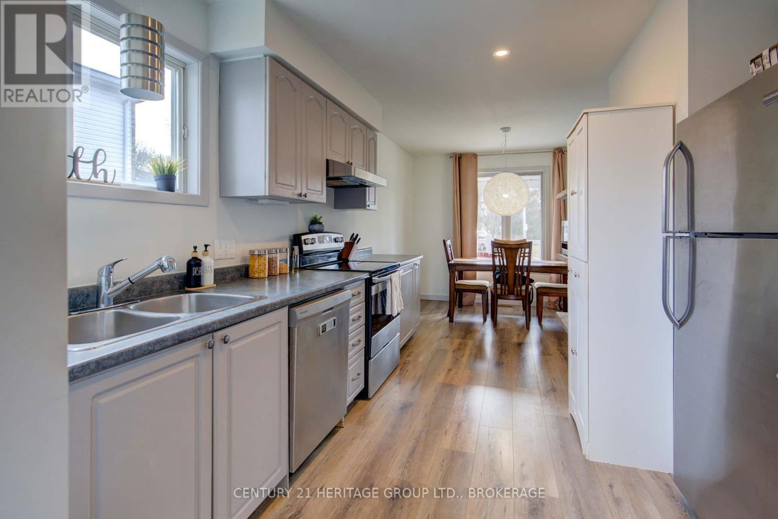 490 GRANDTRUNK AVENUE Image 18