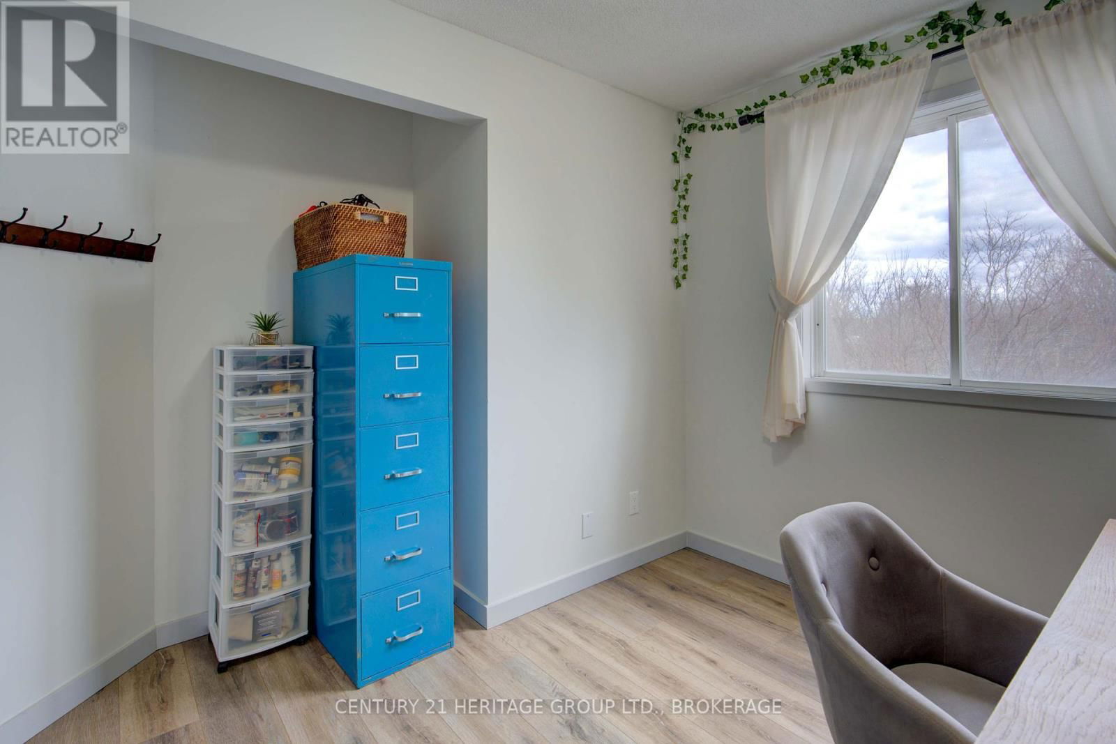 490 GRANDTRUNK AVENUE Image 23