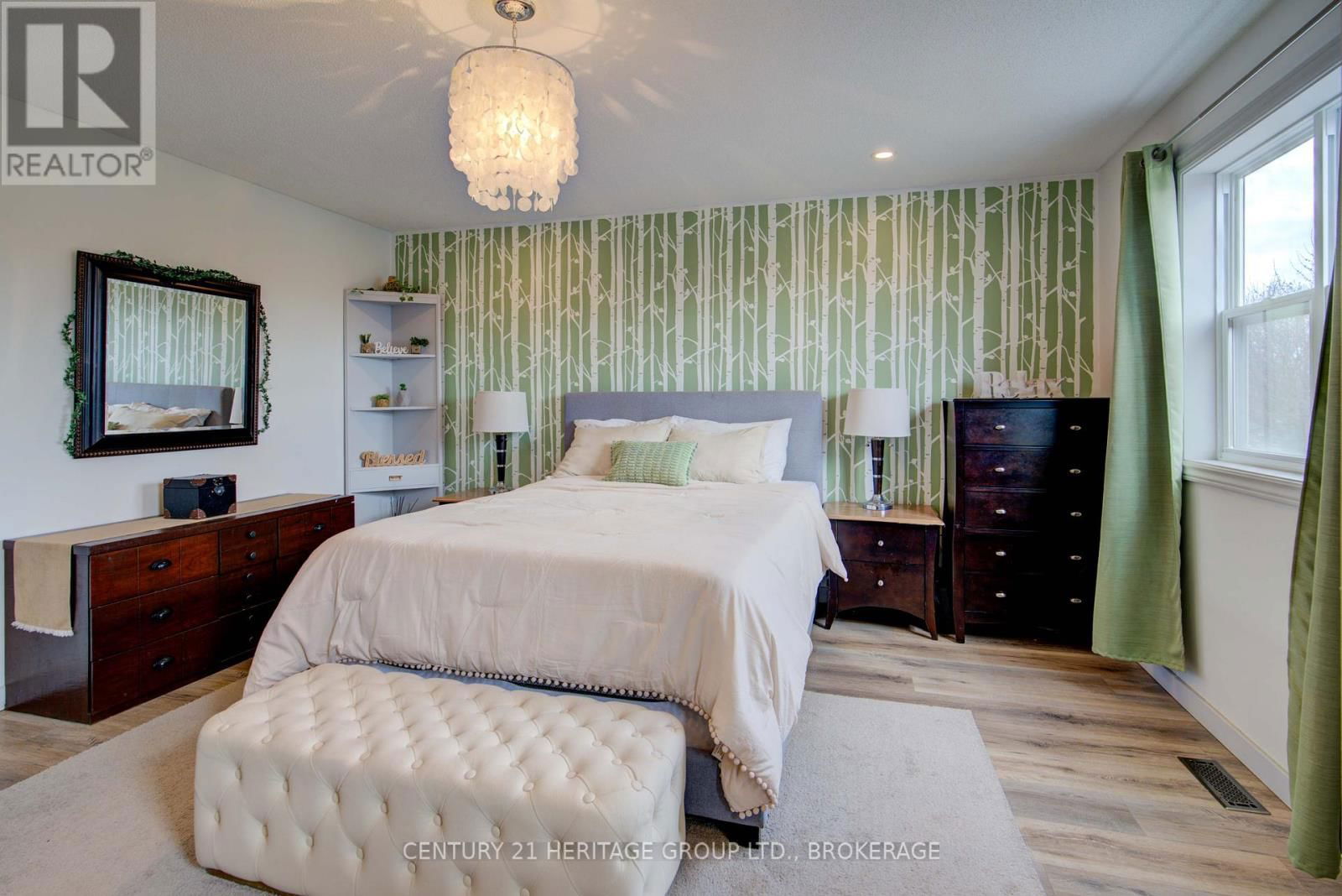 490 GRANDTRUNK AVENUE Image 28