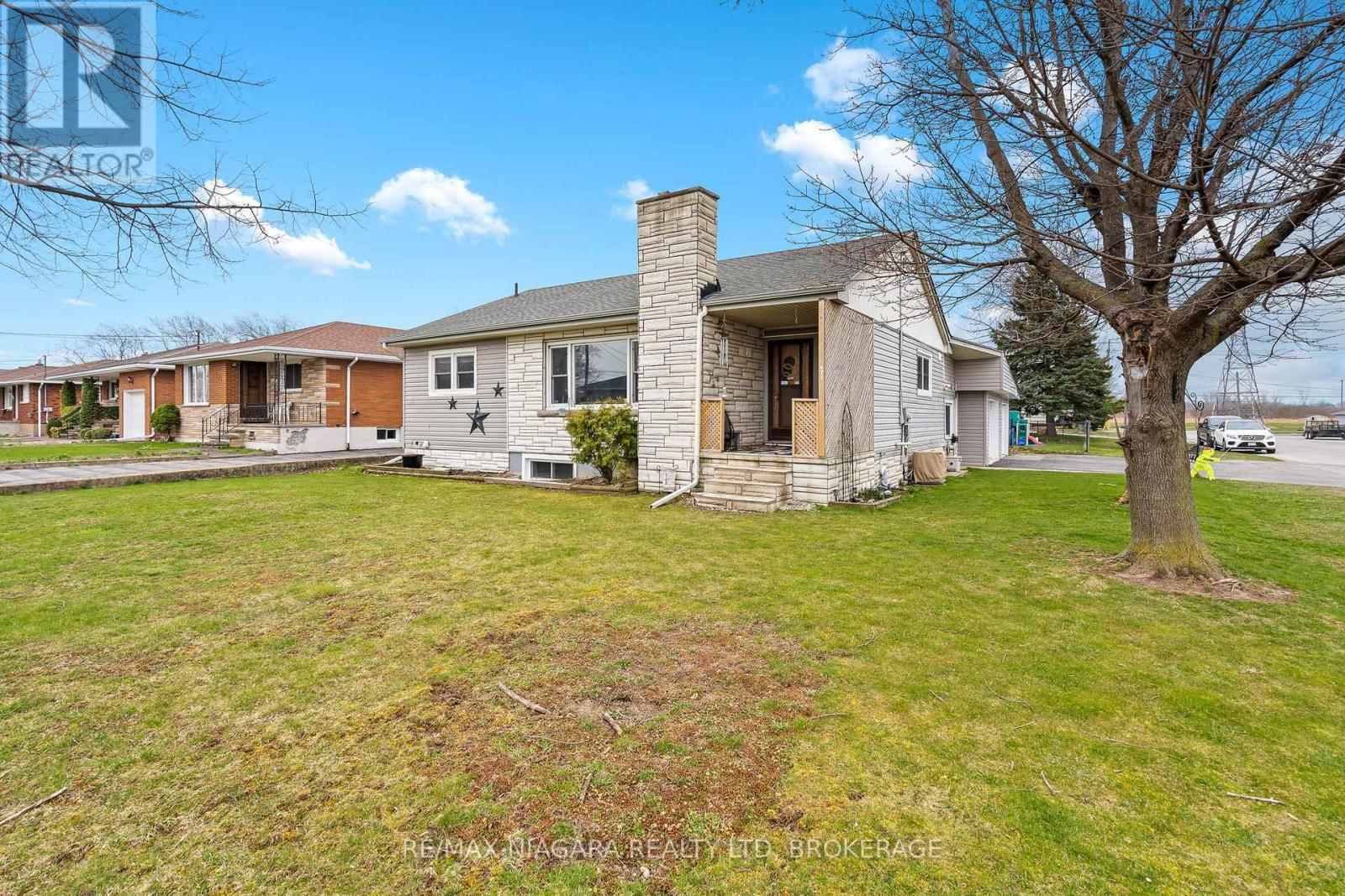 477 BELL STREET Image 7