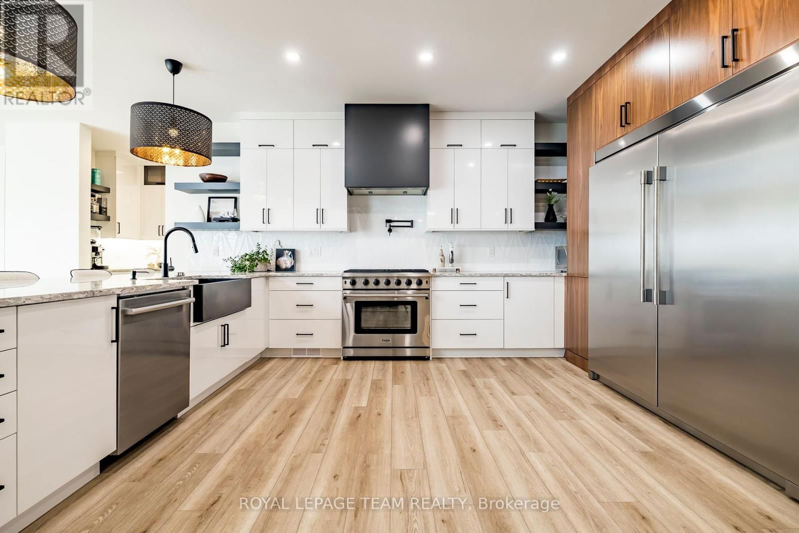105 MAPLESTONE DRIVE Image 17