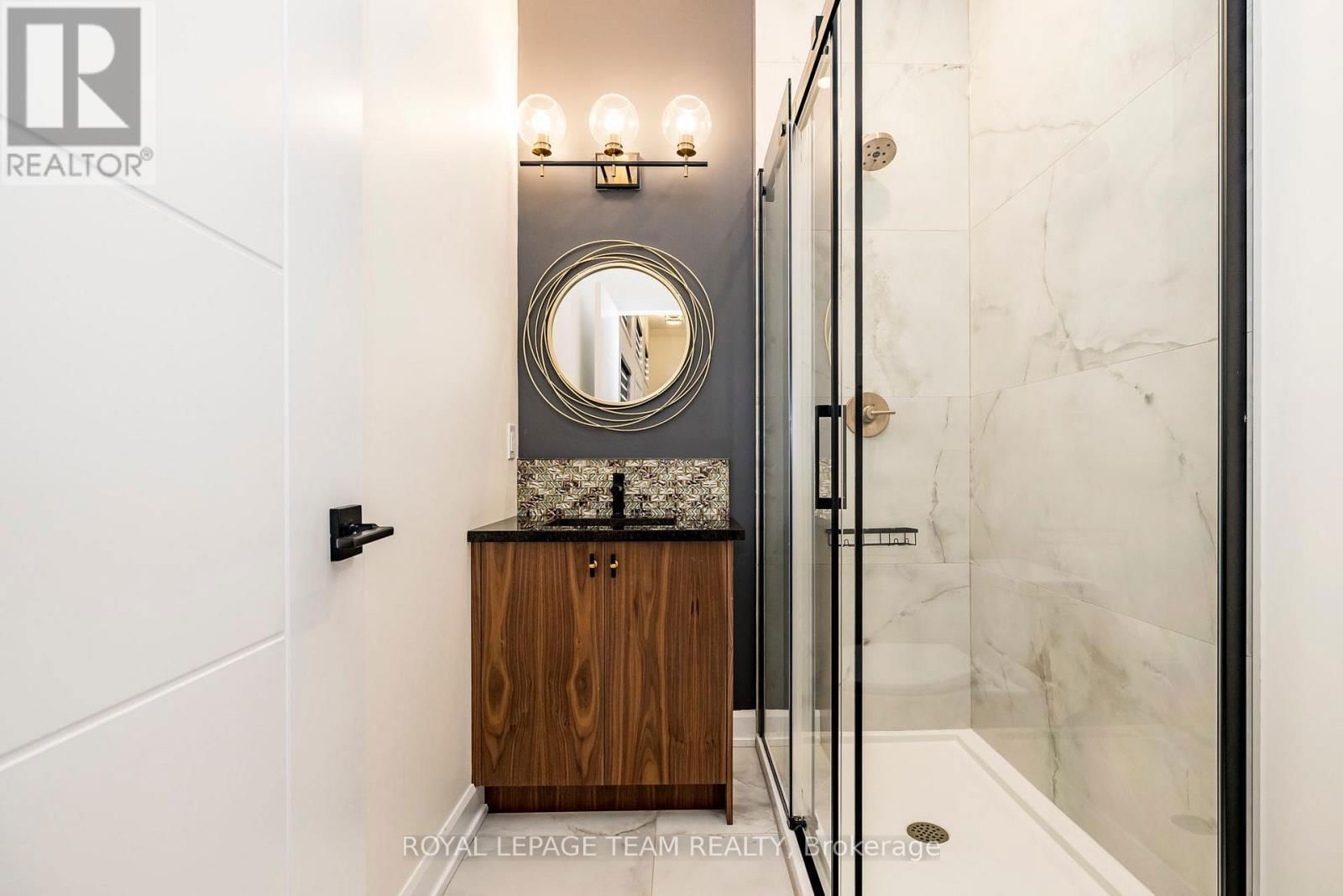 105 MAPLESTONE DRIVE Image 31