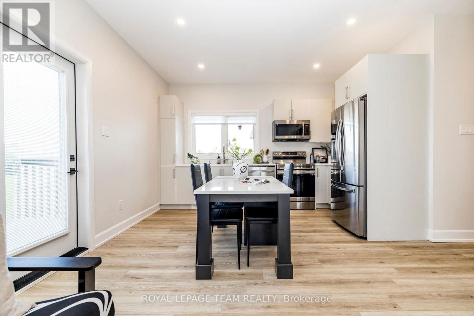 105 MAPLESTONE DRIVE Image 35