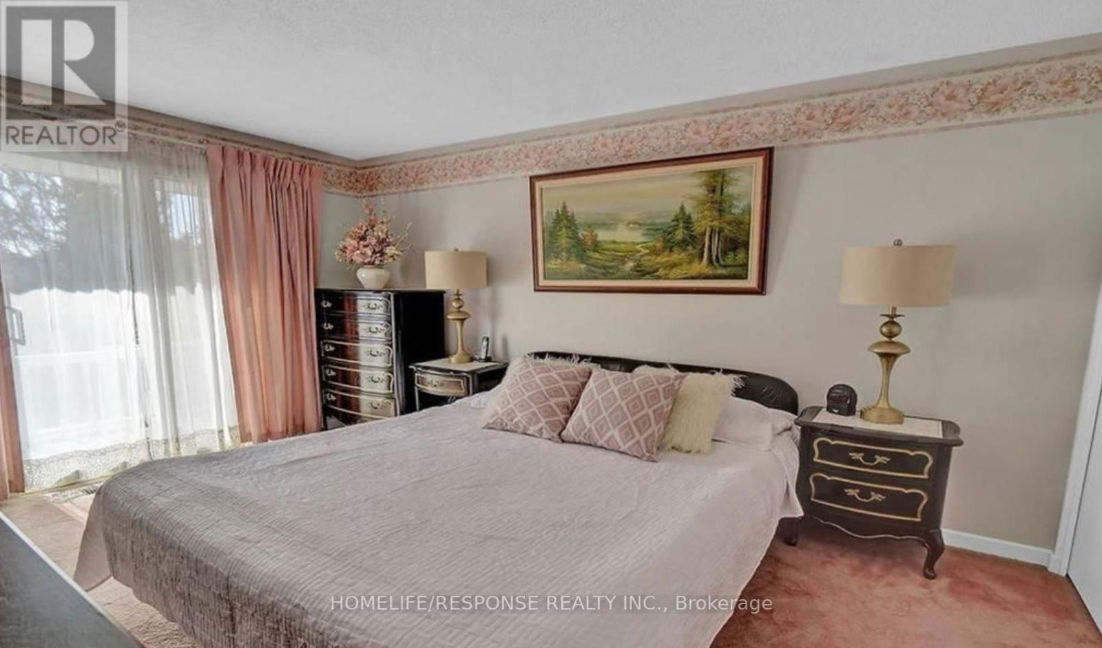 1 RENNY CRESCENT Image 13