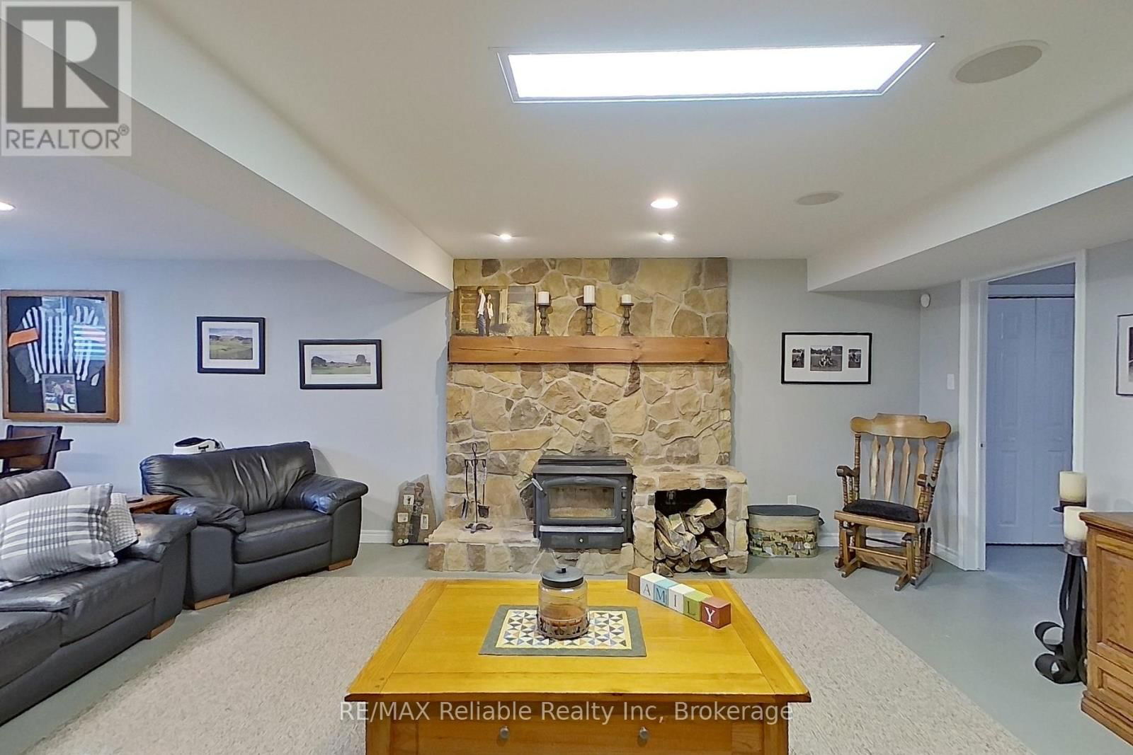 33859 GOLF COURSE ROAD Image 39